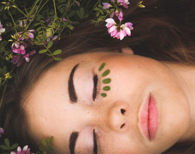 beautiful-girl-on-flower-garden