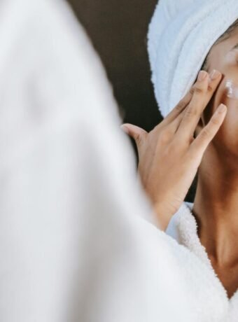 pexels-sora-shimazaki-5938601 (2)